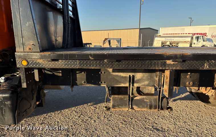 image for item EA7577 2016 Freightliner Business Class M2 flatbed truck