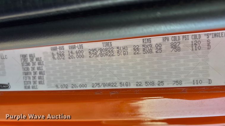 image for item EA7577 2016 Freightliner Business Class M2 flatbed truck