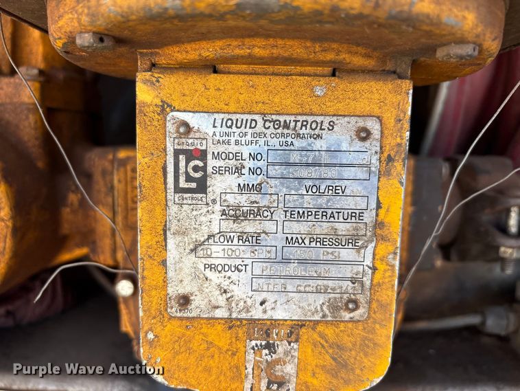 image for item EA7578 2007 Freightliner Business Class M2 fuel truck