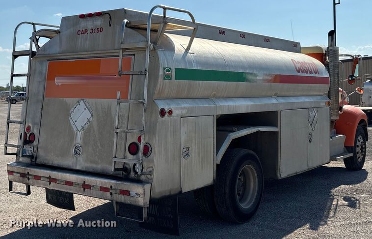 image for item EA7579 2011 Peterbilt 337 fuel truck