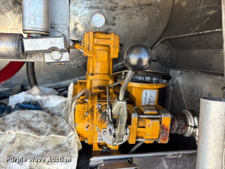 image for item EA7579 2011 Peterbilt 337 fuel truck