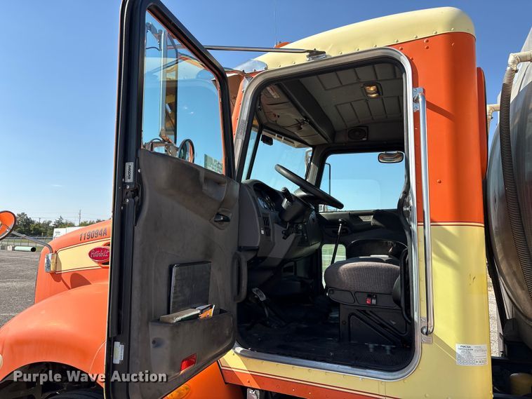 image for item EA7579 2011 Peterbilt 337 fuel truck