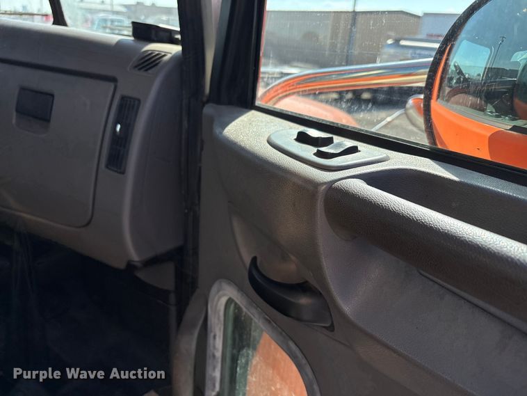 image for item EA7579 2011 Peterbilt 337 fuel truck