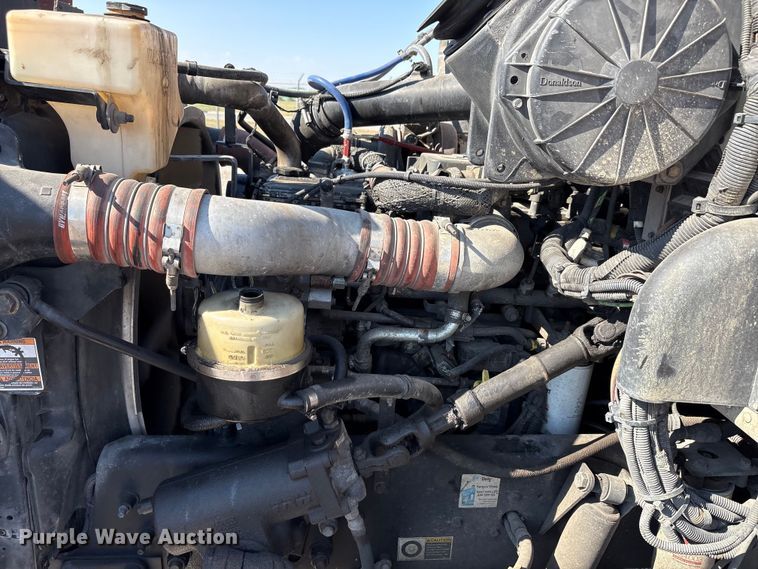 image for item EA7579 2011 Peterbilt 337 fuel truck