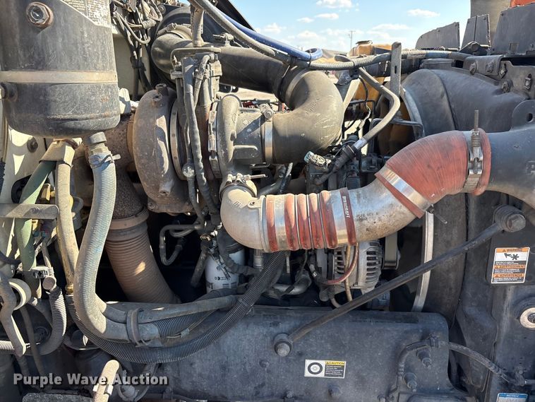 image for item EA7579 2011 Peterbilt 337 fuel truck