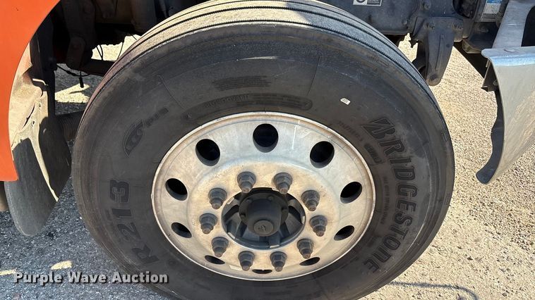 image for item EA7579 2011 Peterbilt 337 fuel truck