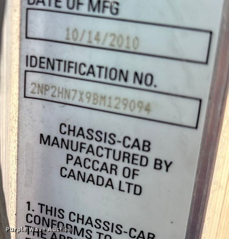 image for item EA7579 2011 Peterbilt 337 fuel truck