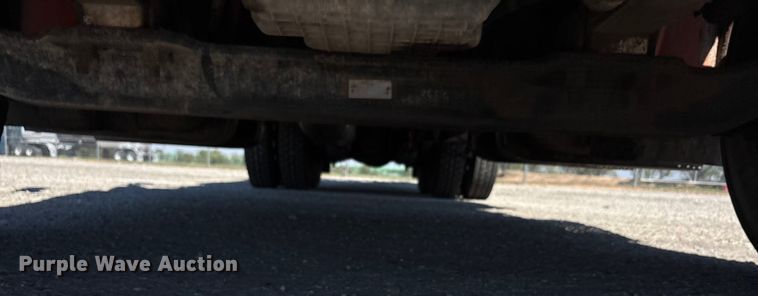 image for item EA7580 2006 Freightliner Business Class M2 flatbed truck