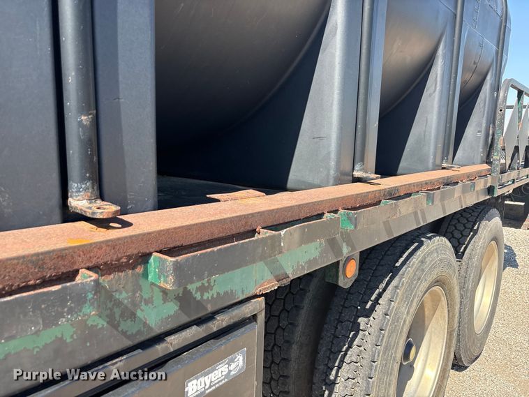 image for item EA7580 2006 Freightliner Business Class M2 flatbed truck