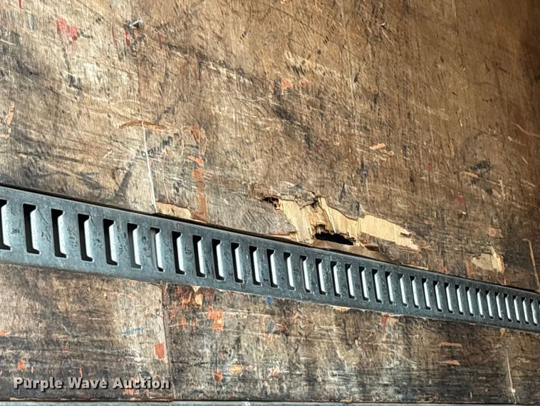 image for item EA7581 2007 Freightliner Business Class M2 box truck