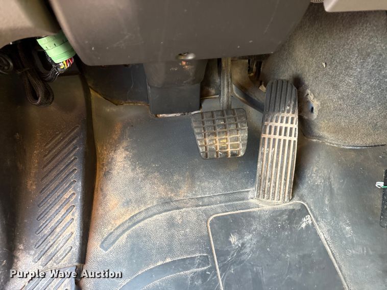 image for item EA7581 2007 Freightliner Business Class M2 box truck