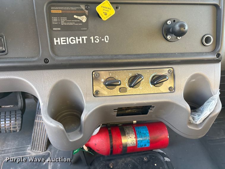 image for item EA7581 2007 Freightliner Business Class M2 box truck