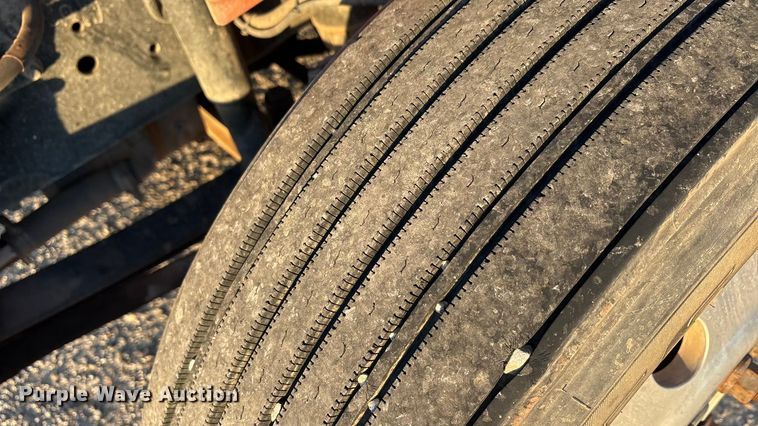 image for item EA7581 2007 Freightliner Business Class M2 box truck