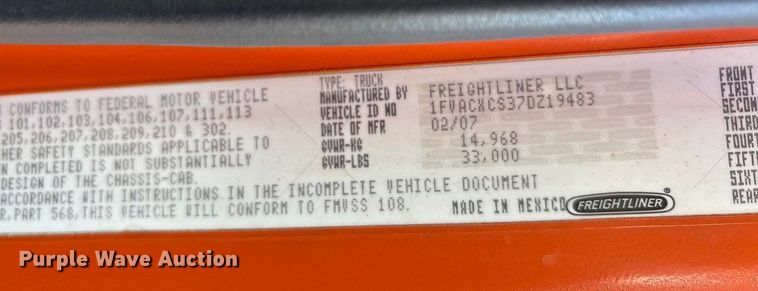 image for item EA7581 2007 Freightliner Business Class M2 box truck