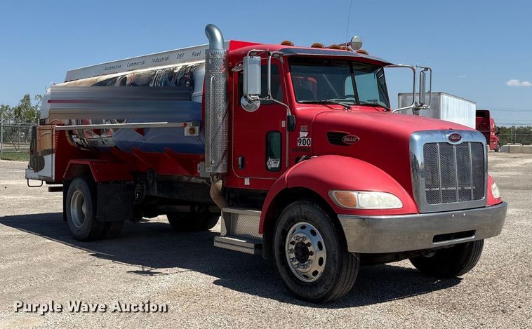 image for item EA7582 2009 Peterbilt 335 fuel truck