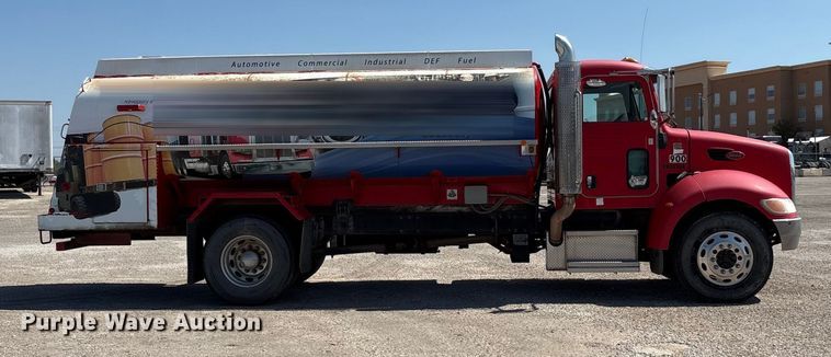image for item EA7582 2009 Peterbilt 335 fuel truck