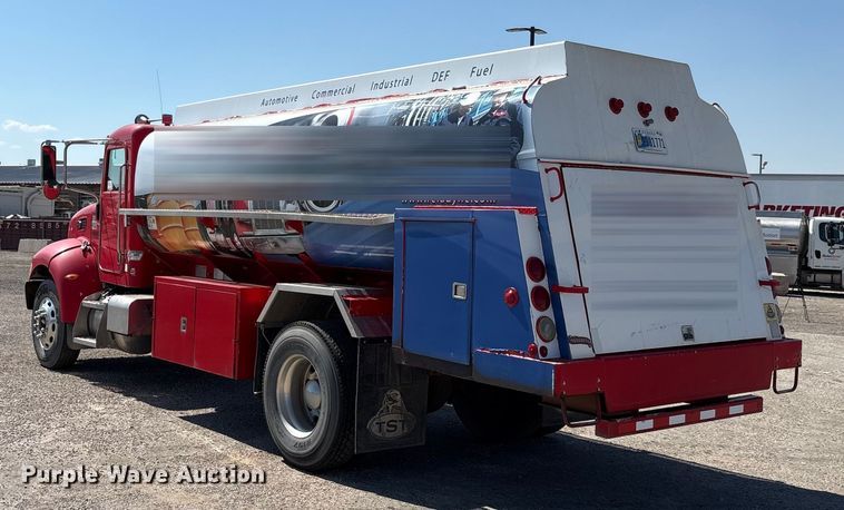image for item EA7582 2009 Peterbilt 335 fuel truck