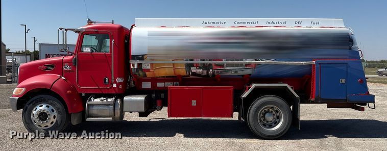 image for item EA7582 2009 Peterbilt 335 fuel truck