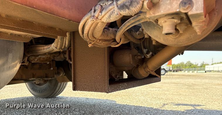 image for item EA7582 2009 Peterbilt 335 fuel truck