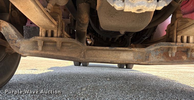 image for item EA7582 2009 Peterbilt 335 fuel truck