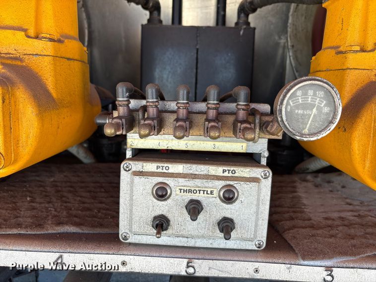 image for item EA7582 2009 Peterbilt 335 fuel truck