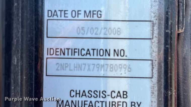 image for item EA7582 2009 Peterbilt 335 fuel truck