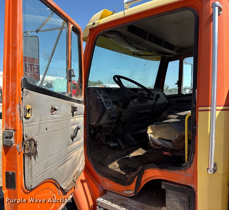 image for item EA7583 2002 Freightliner FL70 fuel truck