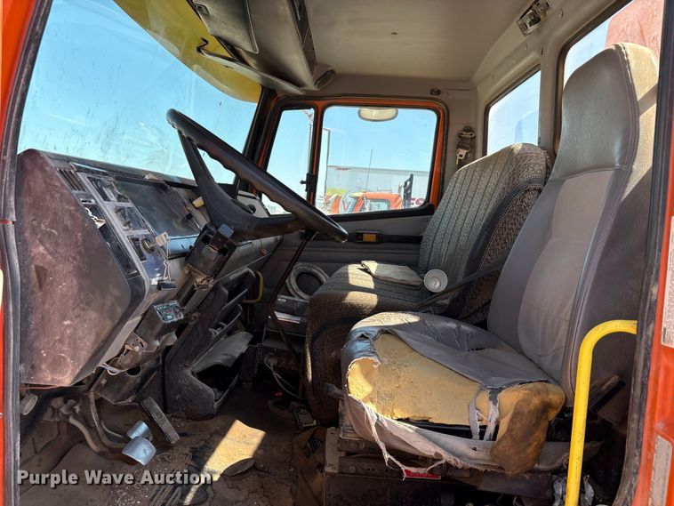 image for item EA7583 2002 Freightliner FL70 fuel truck