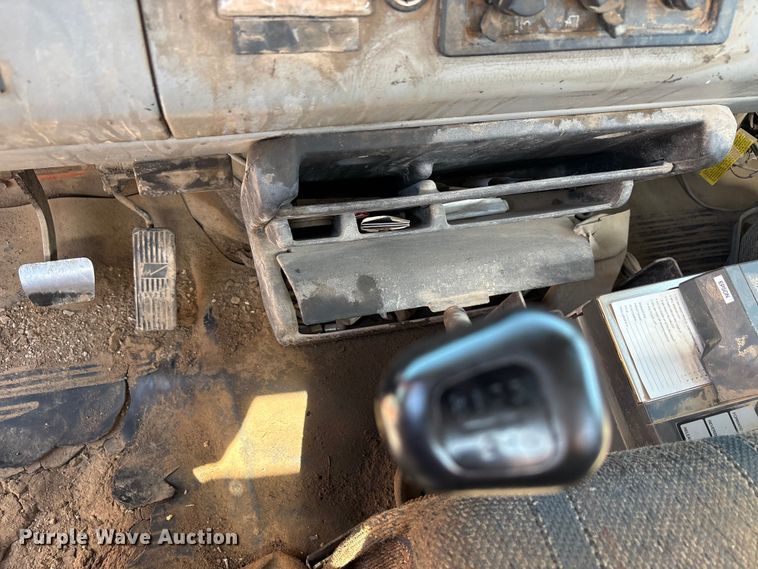 image for item EA7583 2002 Freightliner FL70 fuel truck