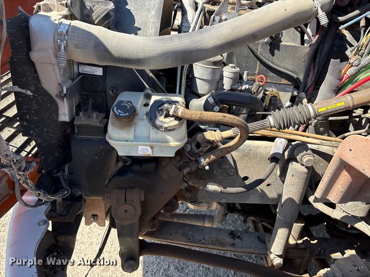 image for item EA7584 2005 Freightliner Business Class M2  flatbed truck