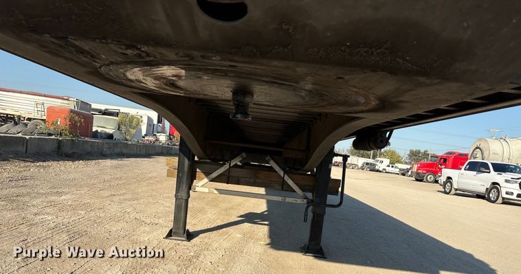 image for item EA7591 2024 Utility FS2CHA flatbed trailer