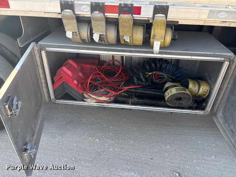 image for item EA7591 2024 Utility FS2CHA flatbed trailer