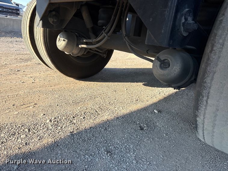 image for item EA7591 2024 Utility FS2CHA flatbed trailer