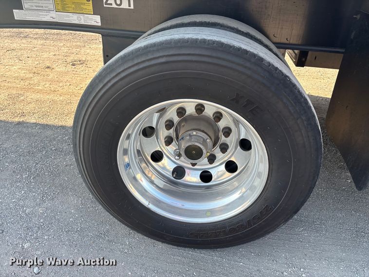 image for item EA7591 2024 Utility FS2CHA flatbed trailer