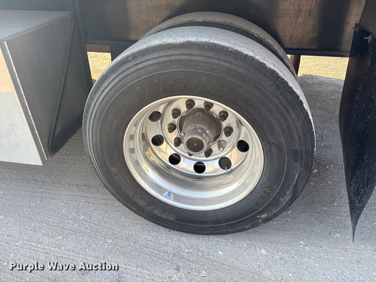 image for item EA7591 2024 Utility FS2CHA flatbed trailer