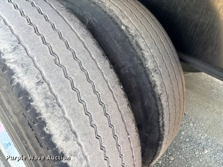 image for item EA7591 2024 Utility FS2CHA flatbed trailer