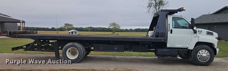 image for item EB8374 2004 GMC C8500 rollback truck