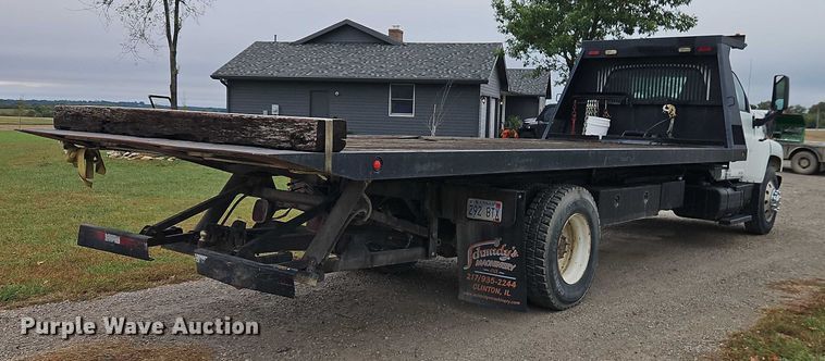image for item EB8374 2004 GMC C8500 rollback truck