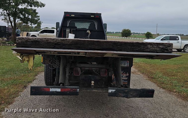 image for item EB8374 2004 GMC C8500 rollback truck