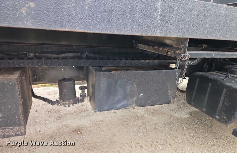 image for item EB8374 2004 GMC C8500 rollback truck