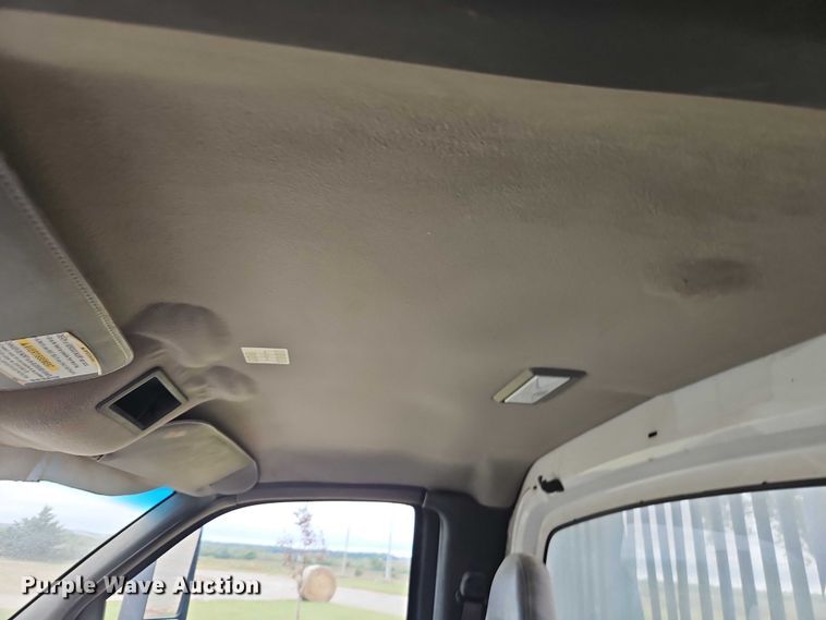 image for item EB8374 2004 GMC C8500 rollback truck