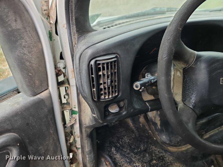 image for item EB8374 2004 GMC C8500 rollback truck