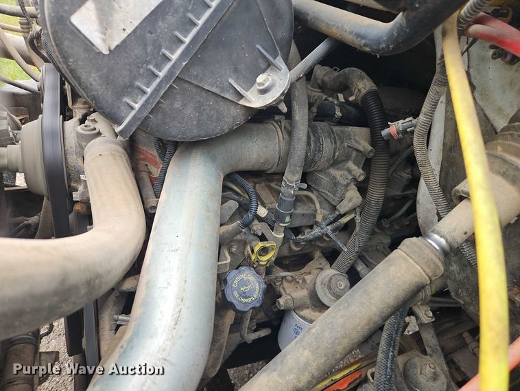 image for item EB8374 2004 GMC C8500 rollback truck