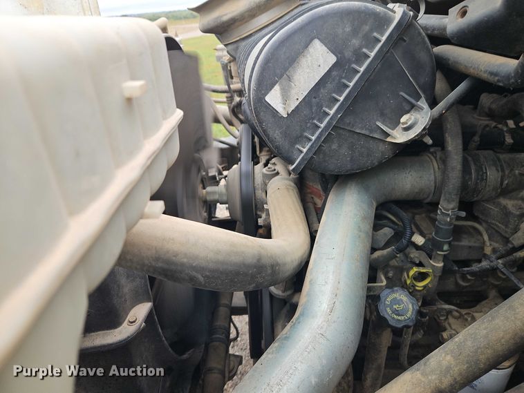 image for item EB8374 2004 GMC C8500 rollback truck