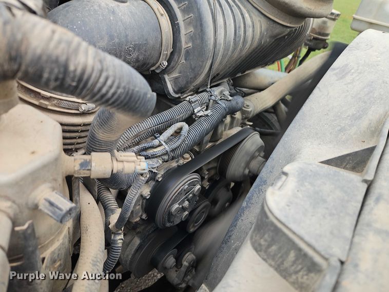 image for item EB8374 2004 GMC C8500 rollback truck