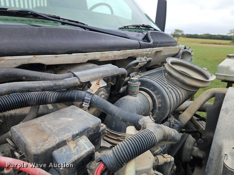 image for item EB8374 2004 GMC C8500 rollback truck