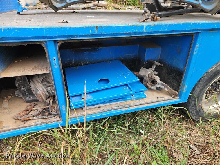 image for item EB8380 2021 Freightliner M2 flatbed truck