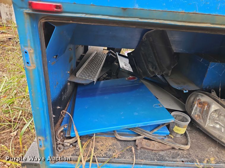 image for item EB8380 2021 Freightliner M2 flatbed truck