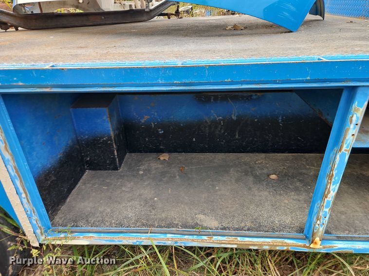 image for item EB8380 2021 Freightliner M2 flatbed truck