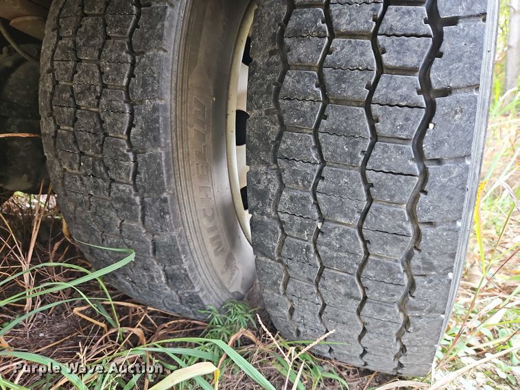 image for item EB8380 2021 Freightliner M2 flatbed truck